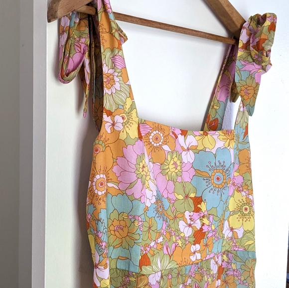 Sold on M! Show Me Your Mumu Claire Midi Dress ~ Groovy Blooms - Picture 4 of 12